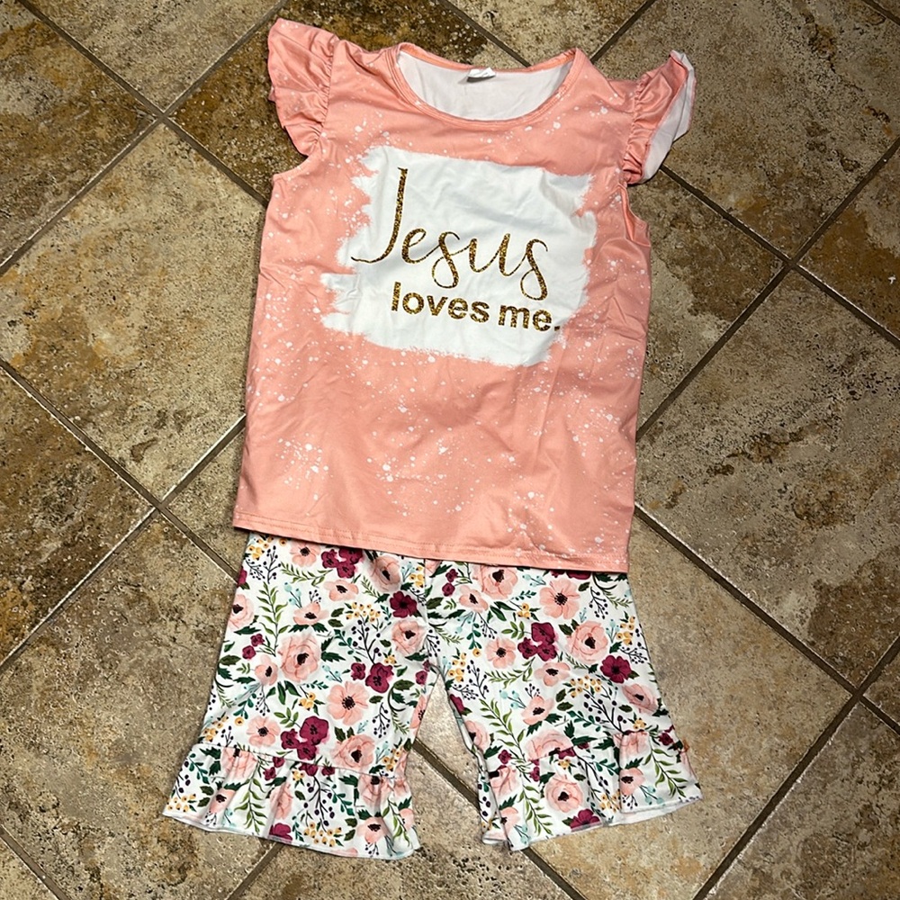 Girl’s boutique outfit